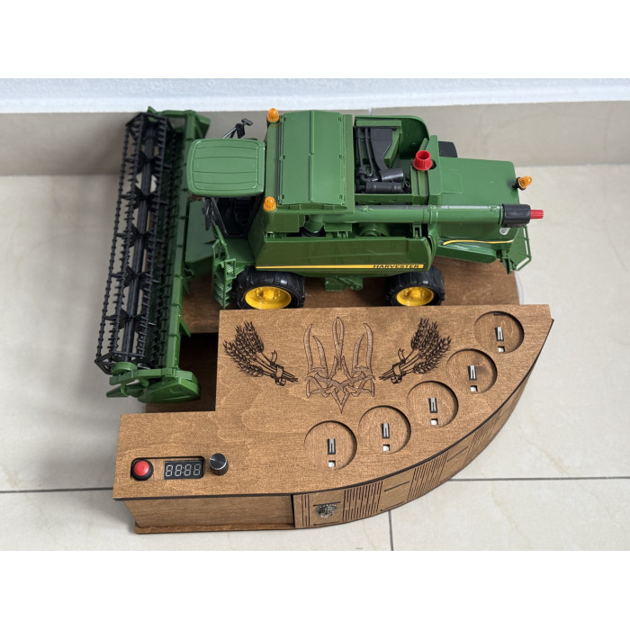 Алкогольный наливатор "Комбайн John Deere" на 5 рюмок (диспенсер алкоголя, алконаливатор)