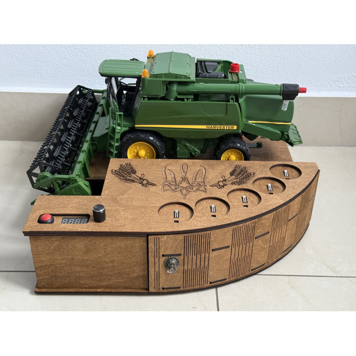 Алкогольный наливатор "Комбайн John Deere" на 5 рюмок (диспенсер алкоголя, алконаливатор)