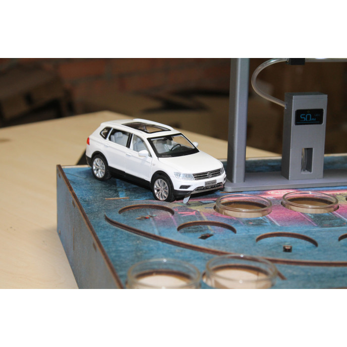 Автоматичний наливатор алкоголю у формі АЗС (автомобіль Volkswagen T1) на 7 чарок (Алкогольний наливатор)