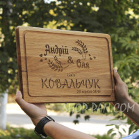 Кухонная доска с гравировкой